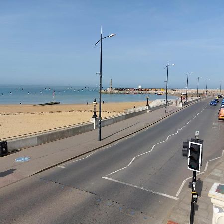 Inviting 1-Bed Apartment In Herne Bay Extérieur photo