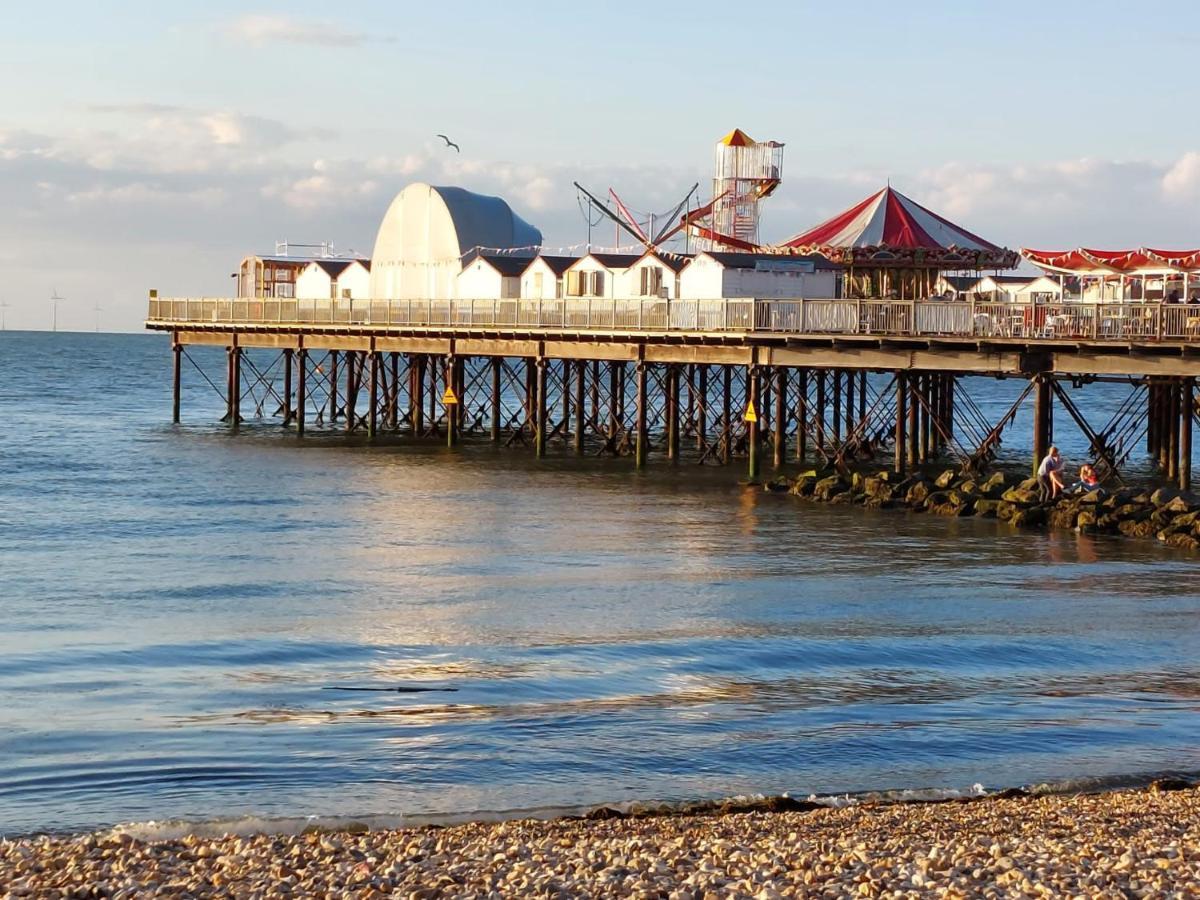 Inviting 1-Bed Apartment In Herne Bay Extérieur photo