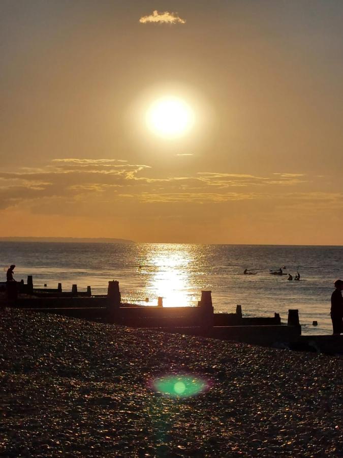 Inviting 1-Bed Apartment In Herne Bay Extérieur photo