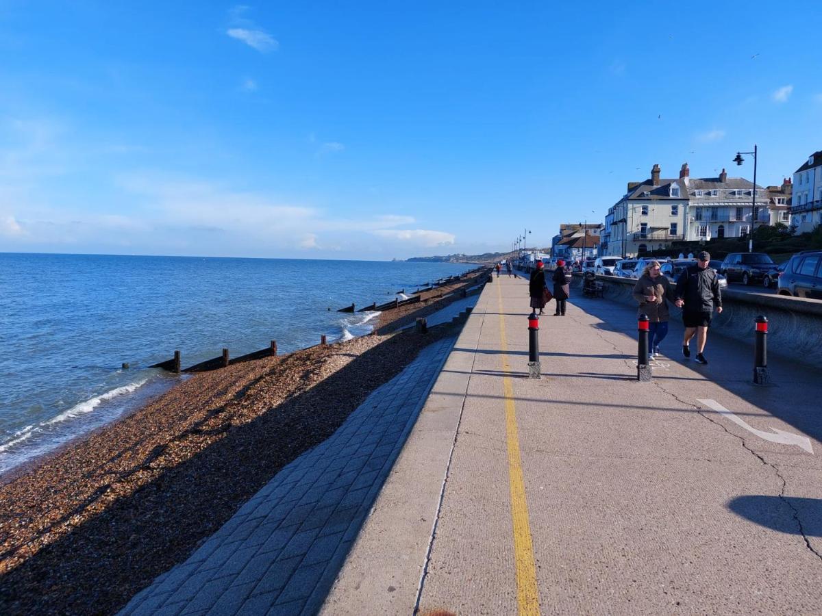 Inviting 1-Bed Apartment In Herne Bay Extérieur photo
